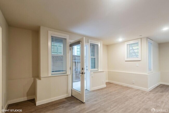 Building Photo - 2888 Folsom St