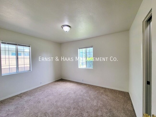 Building Photo - 8142 California St