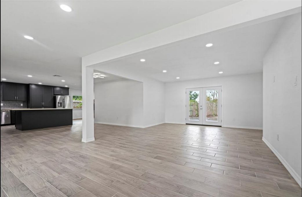 Living Room - 22 13th Ave N
