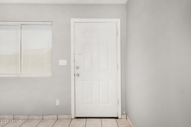 Building Photo - 8812 W Pinnacle Peak Rd