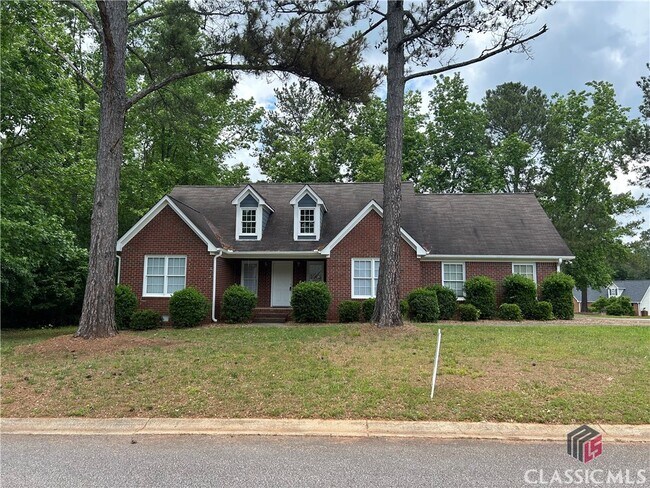 Primary Photo - 361 Brickleberry Ridge