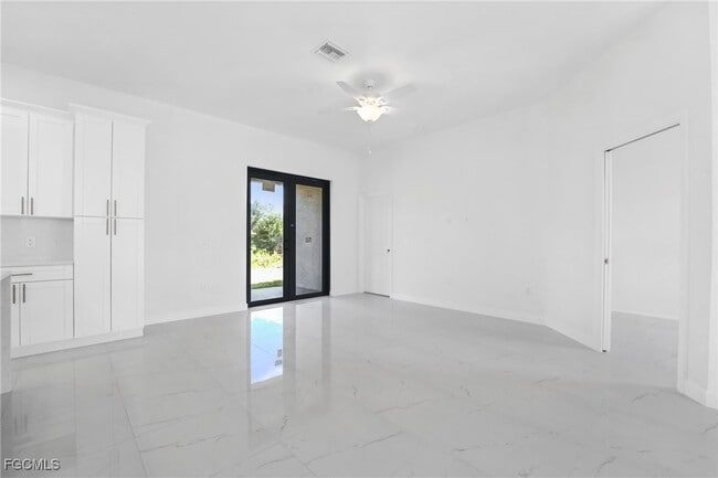 Building Photo - 2602 73rd St W