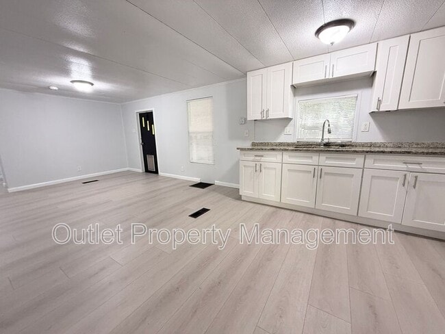 Building Photo - 6956 Attica Ln