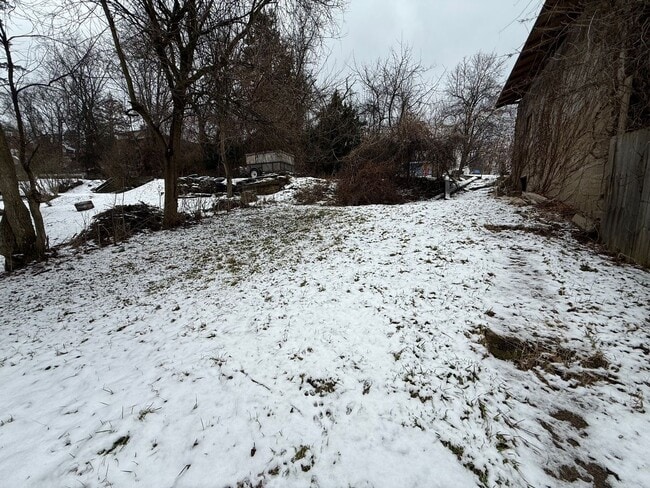 Building Photo - 2 bed/1 bath Single Family Home McKeesport, PA