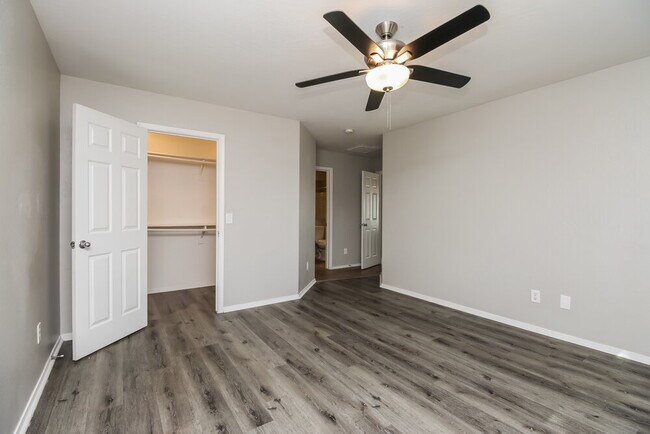 Building Photo - 501 S 112th Dr