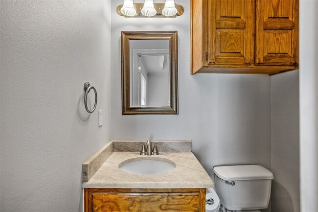 Building Photo - 2942 Woodland Hills Dr