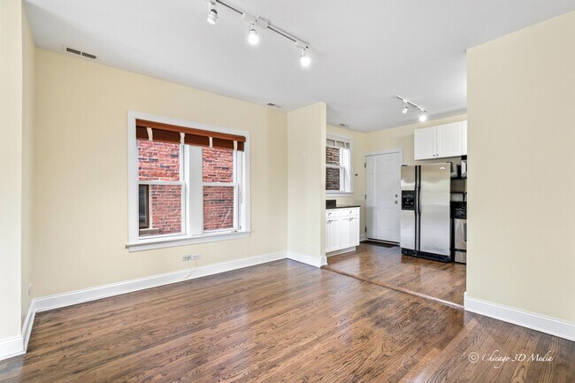 Building Photo - 1224 Elmwood Ave