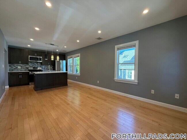 Building Photo - 31-33 Thornton St.