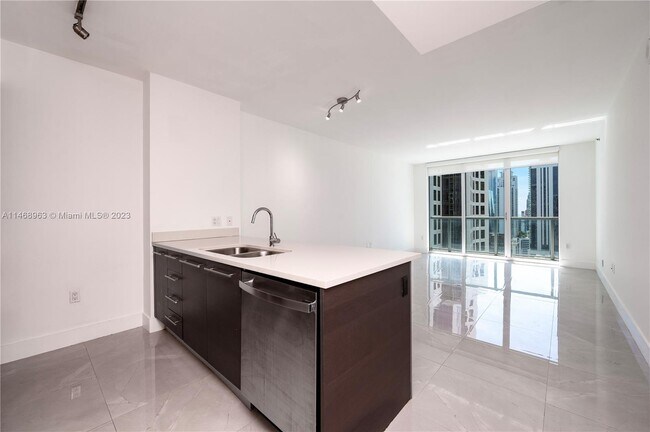 Building Photo - 55 SE 6th St