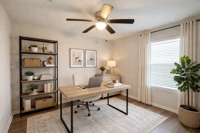 Building Photo - 7906 Emerald Oak Dr