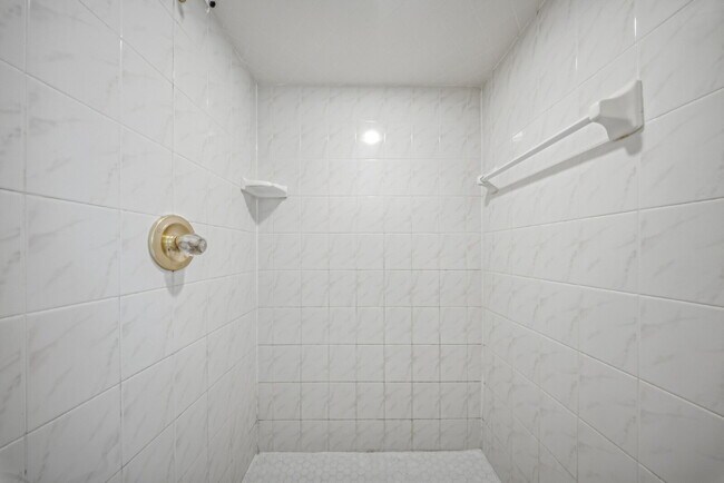 Building Photo - 1535 Breamstone Ridge