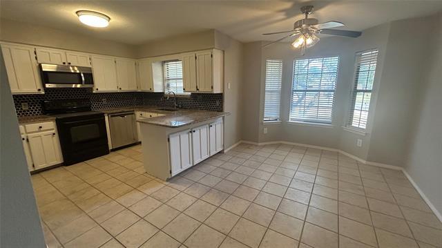 Building Photo - 6705 Red Fox Trail