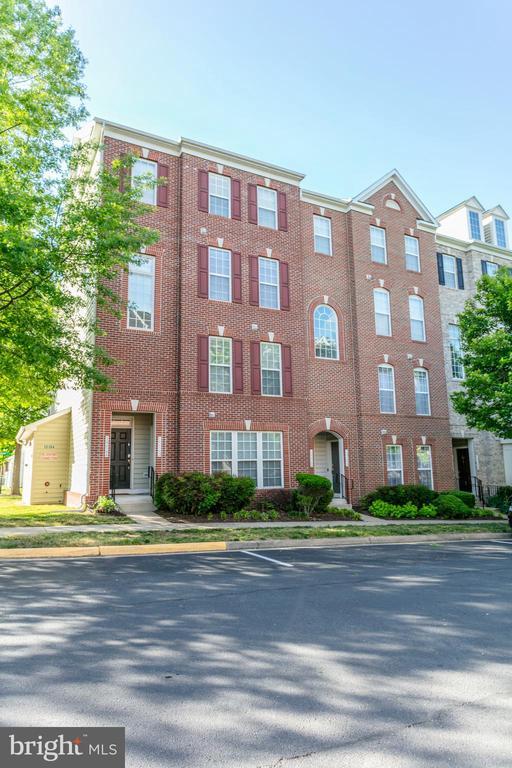 Building Photo - 15160 Kentshire Dr