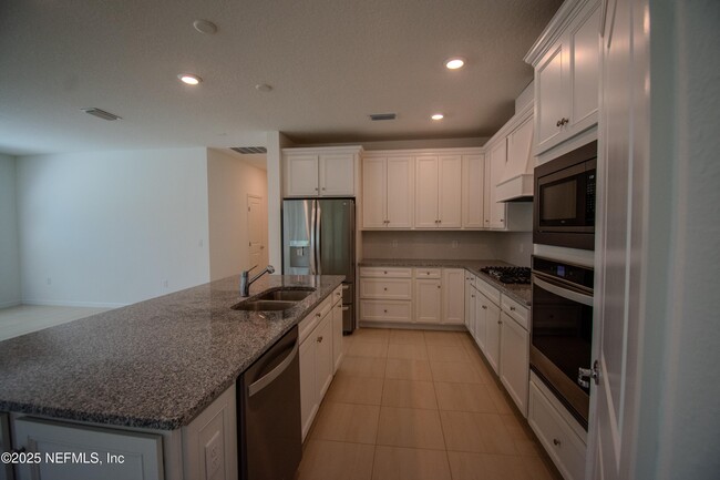 Building Photo - 436 Cedar Preserve Ln
