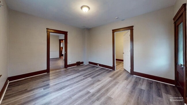 Building Photo - 3414 W 44th St