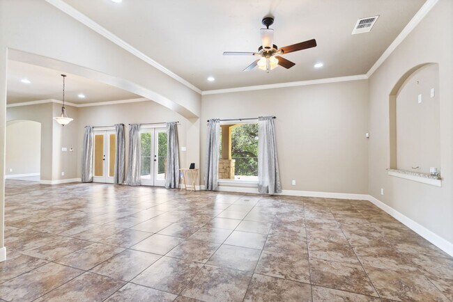 Building Photo - 8210 Roy Ln