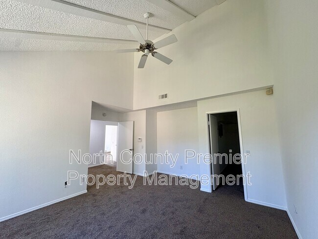 Building Photo - 3115 Madera Ct