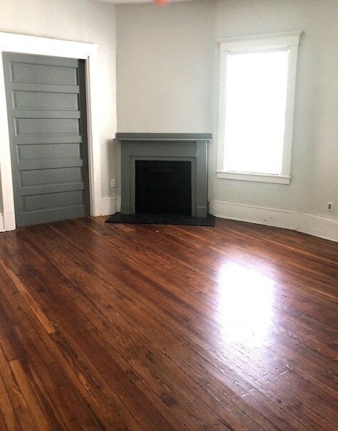 Building Photo - 402 E Bolton St