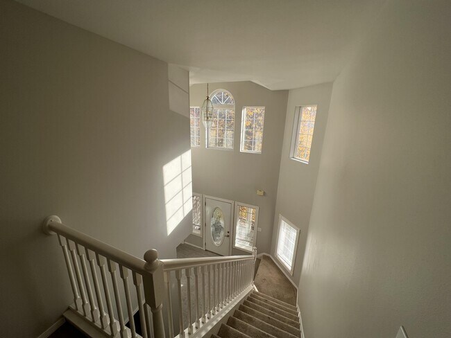 Building Photo - 9408 Cook Ct NE