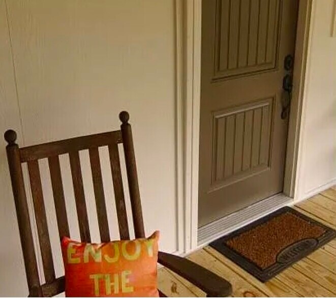 Building Photo - 218 Old Holden Beach Rd SW