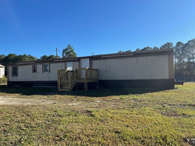 Primary Photo - 3 bedroom 2 bath mobile home