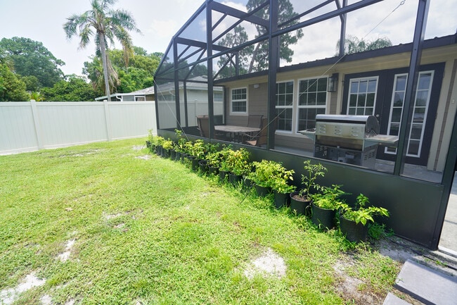 Screened Porch with Lake View - 709 Meredith St