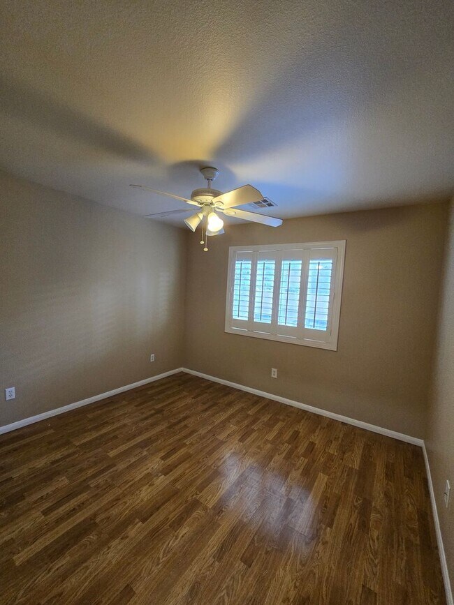 Building Photo - 816 Bow Creek Ln