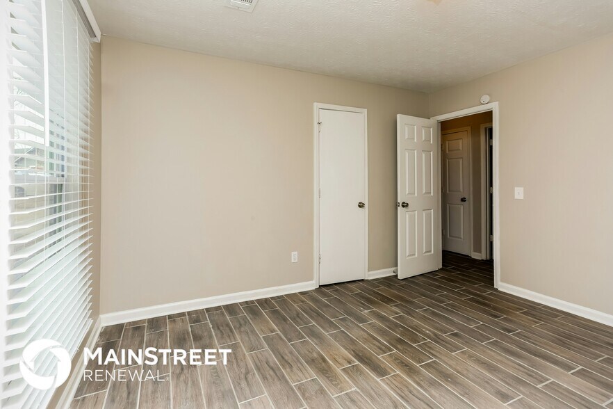 Building Photo - 2066 Marshes Glenn Dr