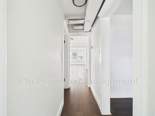 Building Photo - 511-513 Prospect Ave