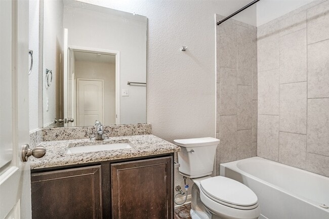 Building Photo - 1608 Kim Loan Dr