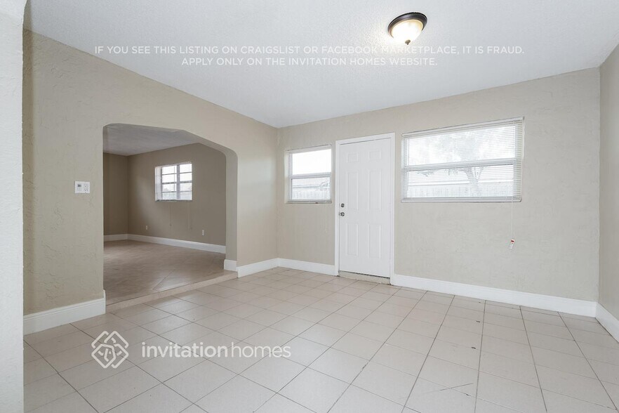 Building Photo - 10851 SW 173rd St