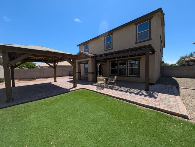 Building Photo - 5 Bedroom Home in the Cameron Ranch Commun...