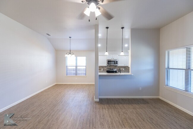 Building Photo - NEW CONSTRUCTION! 3 bed, 2 bath, 2 car garage