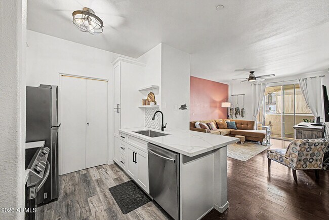 Building Photo - 3302 N 7th St