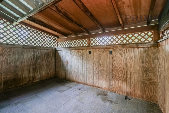 Building Photo - Beautiful two story Condo