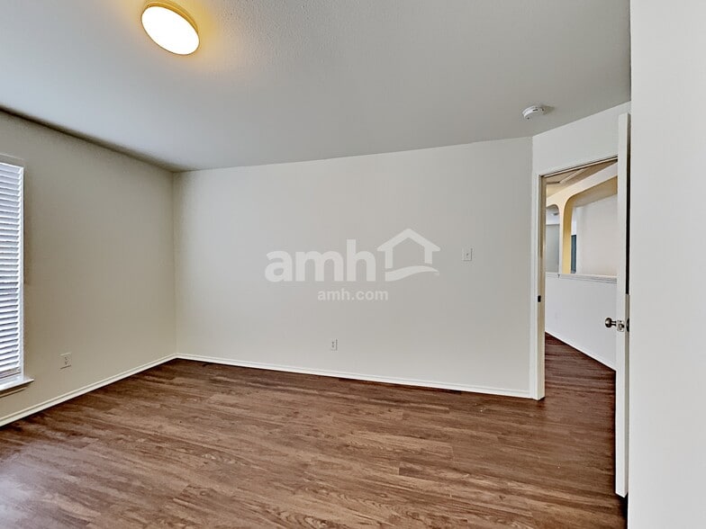 Building Photo - 7322 Blazar Way