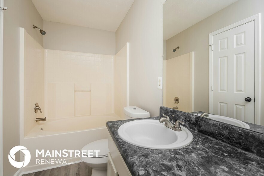 Building Photo - 34 Woodwind Dr