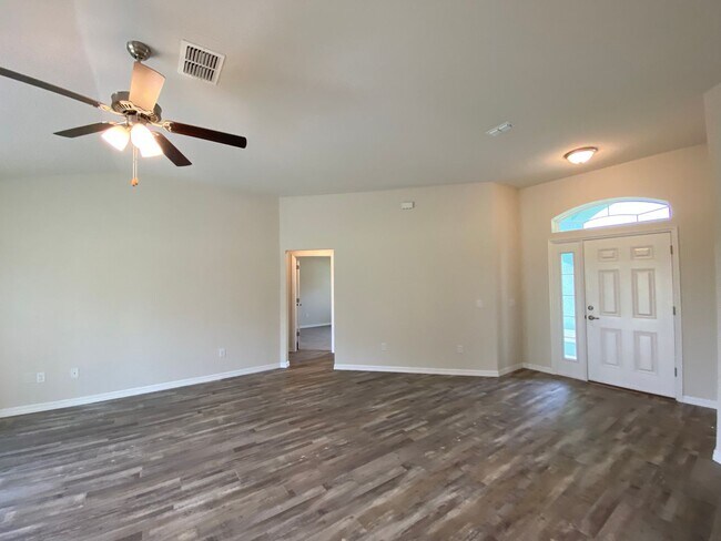 Building Photo - 5272 SW 129th Pl