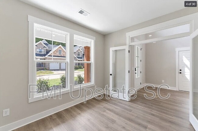 Building Photo - 309 Breakwater Ln