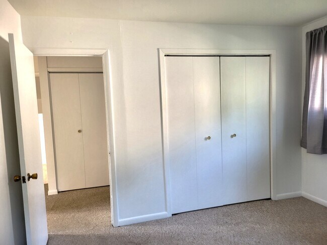 Building Photo - 609 Southland Ave