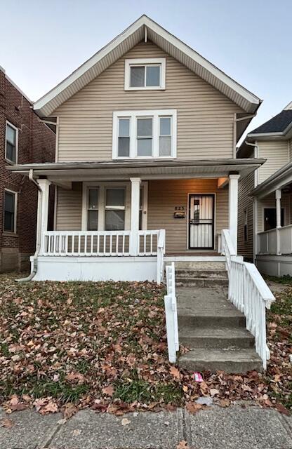 Building Photo - 823 Oakwood Ave