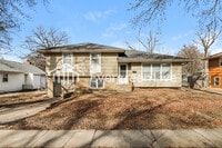 Building Photo - 6704 E 100th St