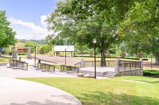 Building Photo - 1780 Sanford Ln