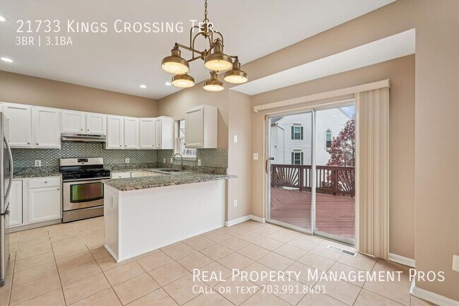 Building Photo - 21733 Kings Crossing Terrace