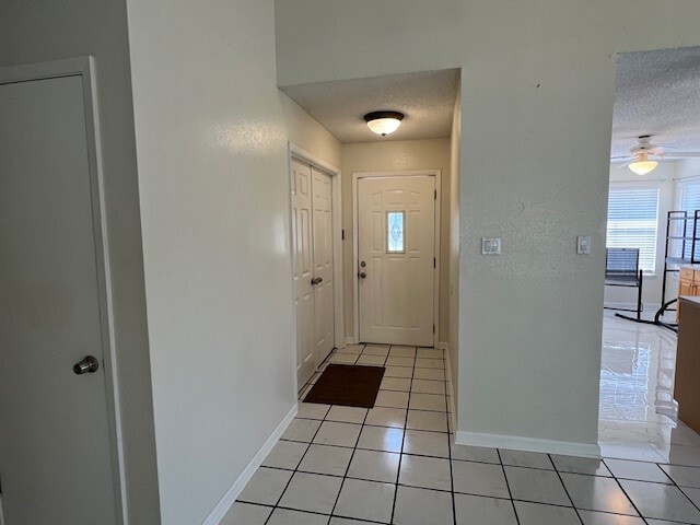 Building Photo - 1803 Foxlake Dr