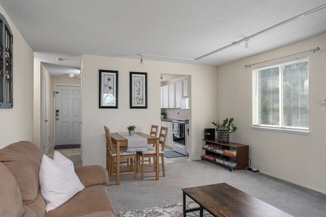 Building Photo - 4918 110th Avenue Ct E