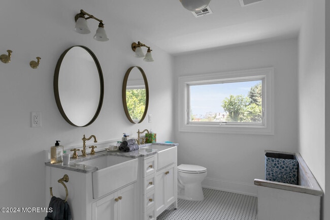 Building Photo - 109 Washington Ave