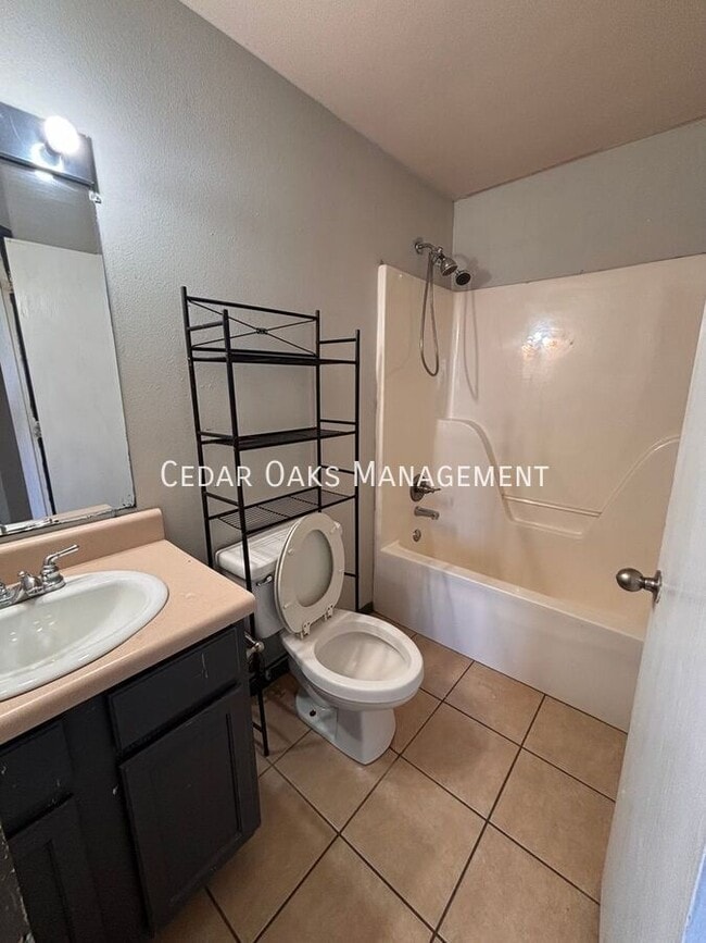 Building Photo - 2520 Mary Phelps Dr