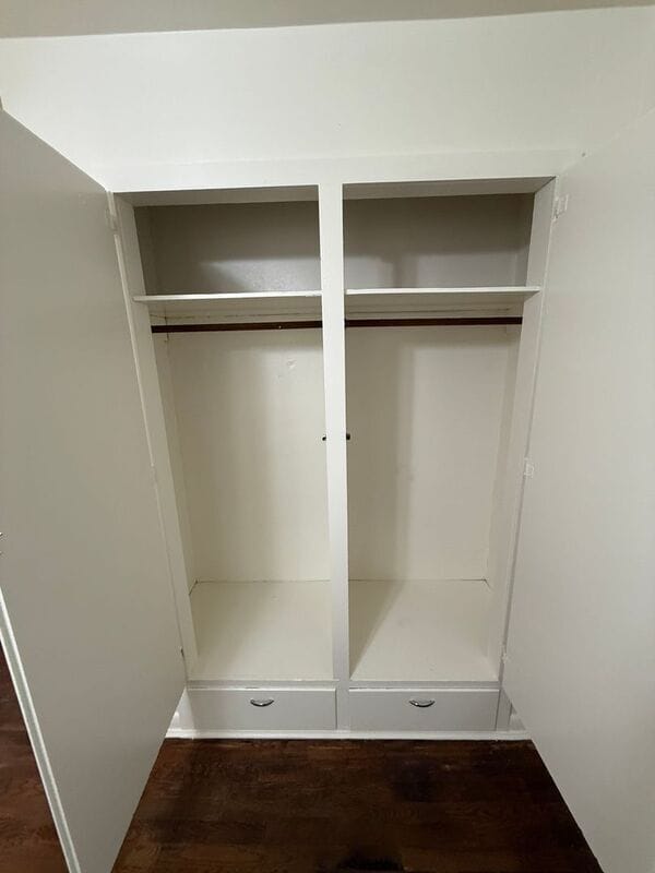 Building Photo - 392 17th St SE