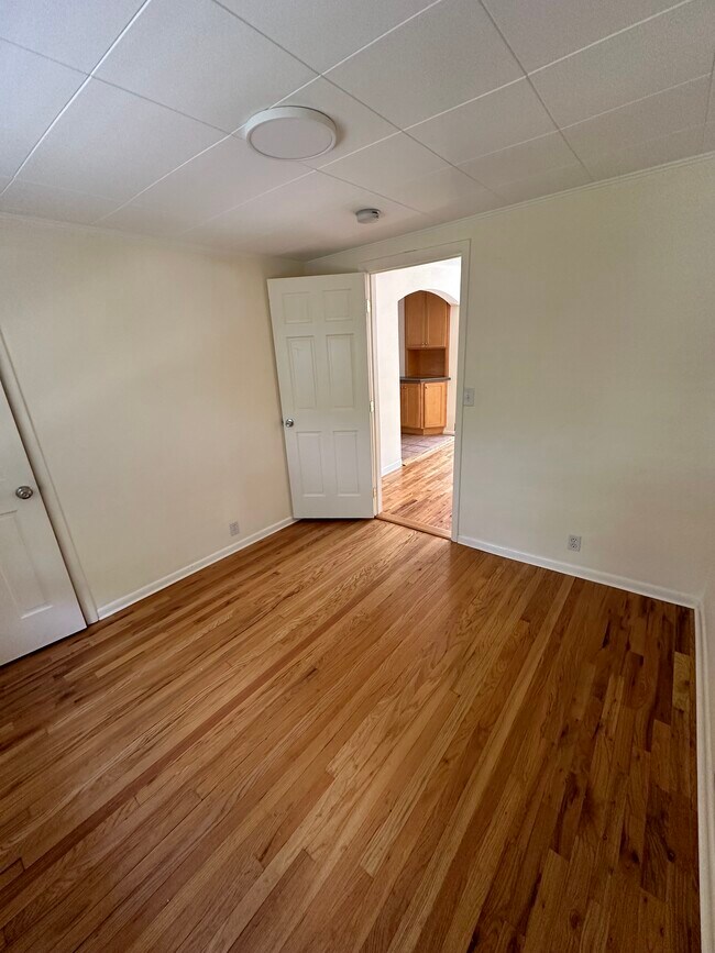 Building Photo - 2526 4th St